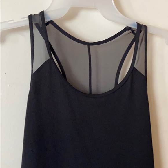 Workout Nike Top - Picture 2 of 4